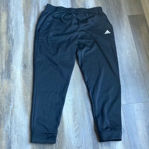 Men’s adidas joggers size XL